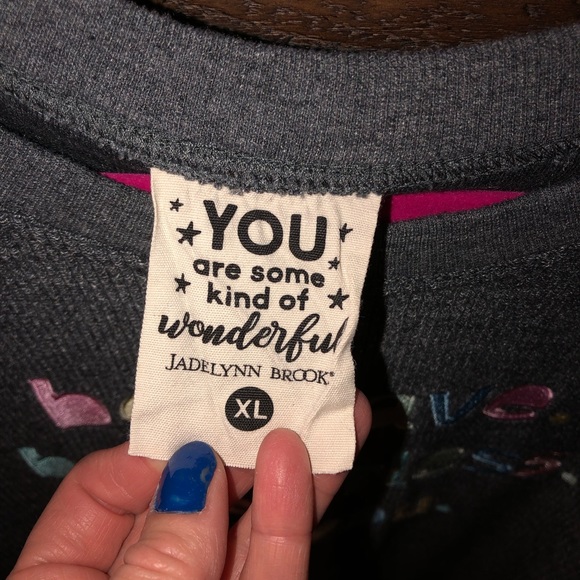 💪🏻 be brave be fearless be you sweatshirt. Jadelynn Brook💞 XL - Picture 3 of 5